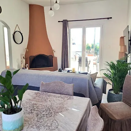 Alepou Leros Apartamento